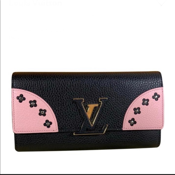 Authentic Louis Vuitton CAPUCINES WALLET - Picture 3 of 9